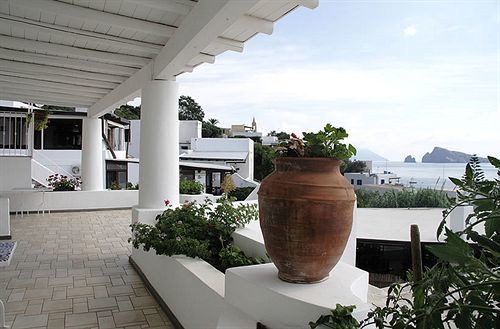Hotel La Terrazza Панарея Екстер'єр фото