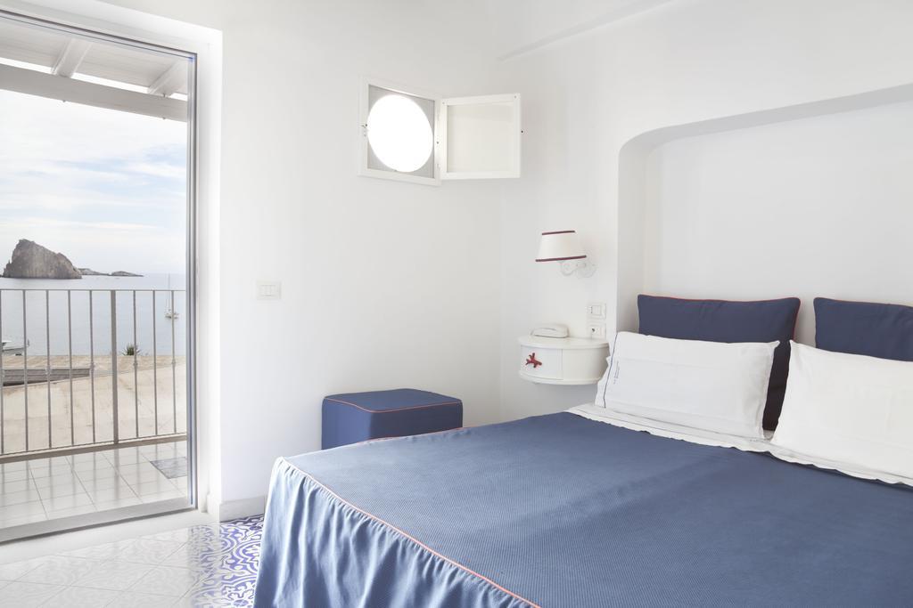 Hotel La Terrazza Панарея Екстер'єр фото